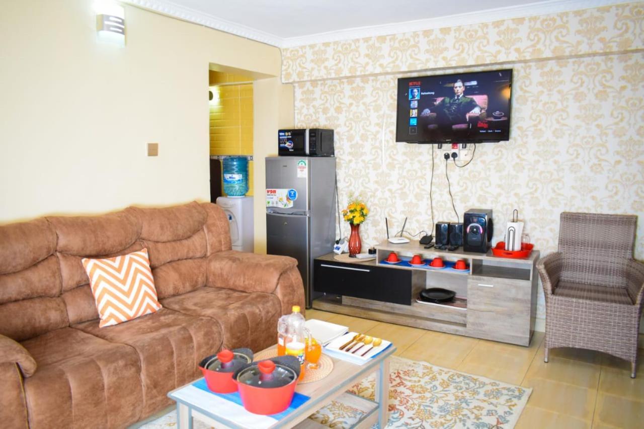 Cozy 2 Bedroom In A Family Home Nakuru Exterior foto